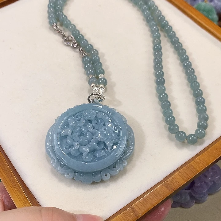翡翠未镶嵌颈饰翡翠吊坠