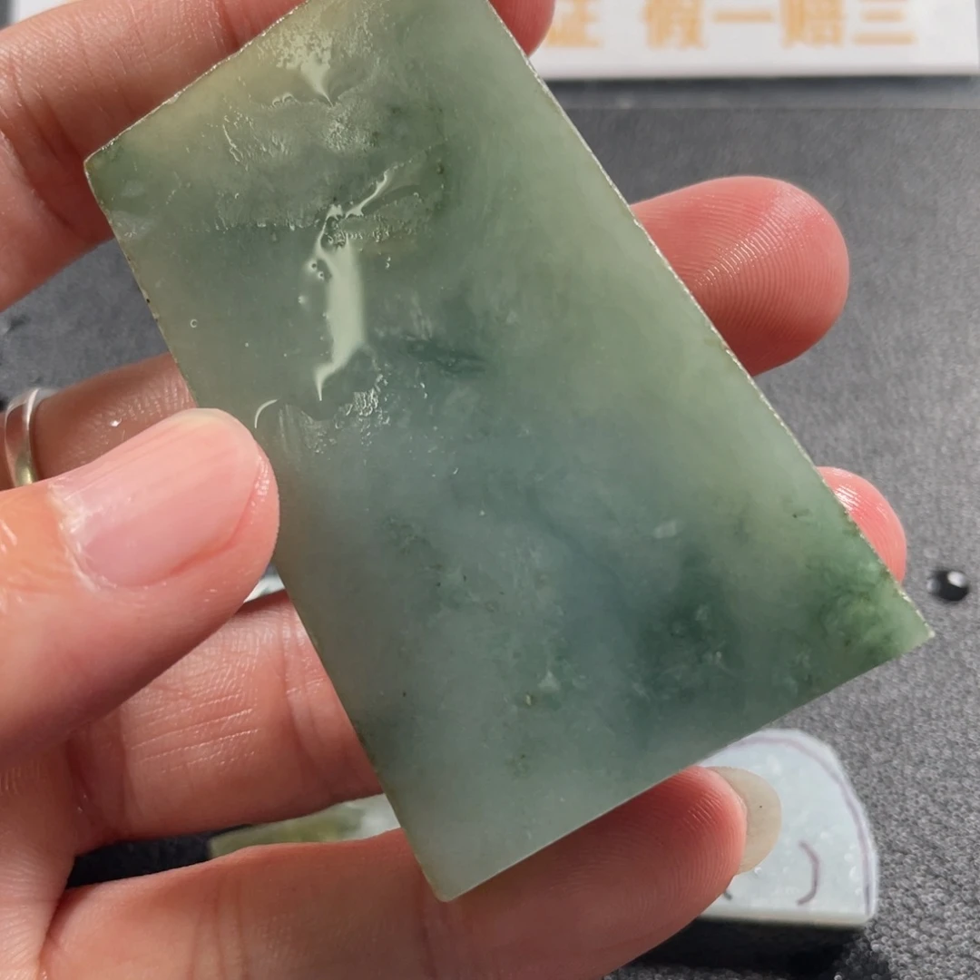 定制翡翠未镶嵌山水
