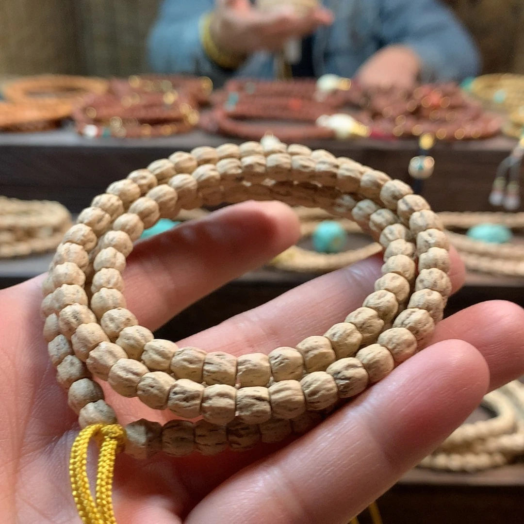 柏香籽/百香籽吊坠粉油皮方块顺