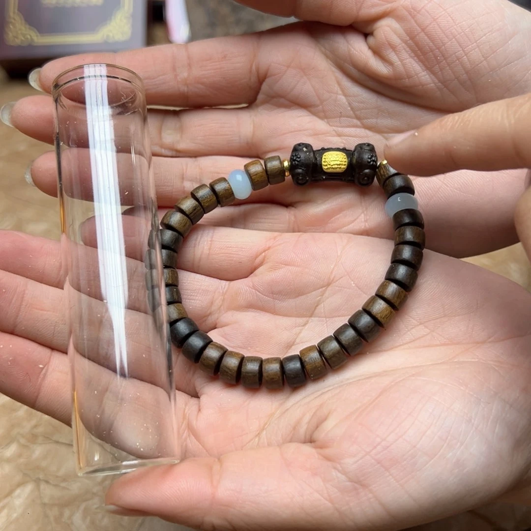 大叶紫檀（黑酸枝木类）