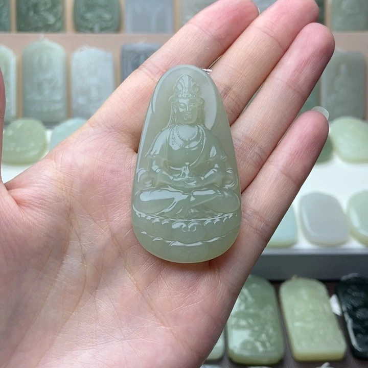 颈饰未镶嵌和田玉