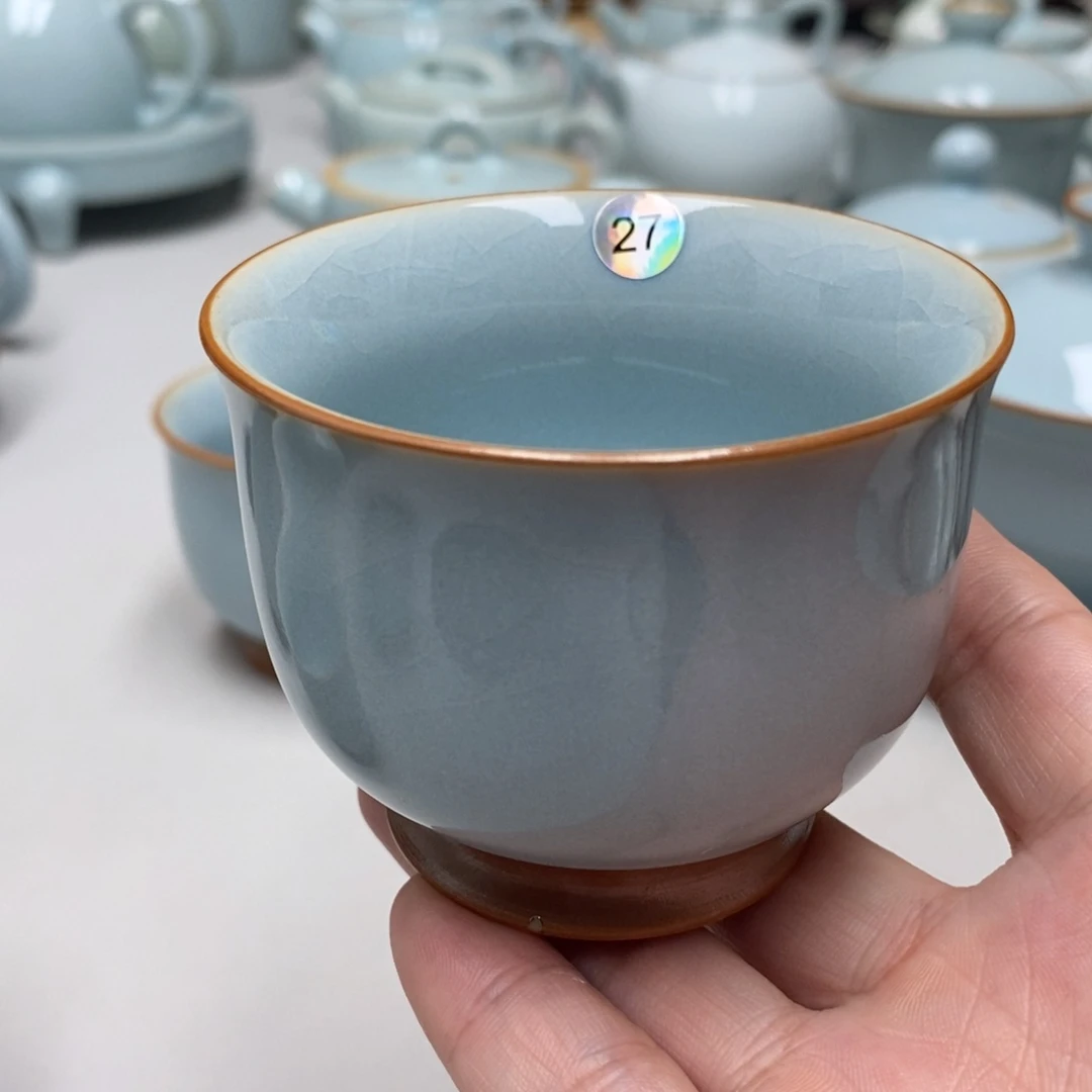 为****斗微瑕体梁杯27无礼盒