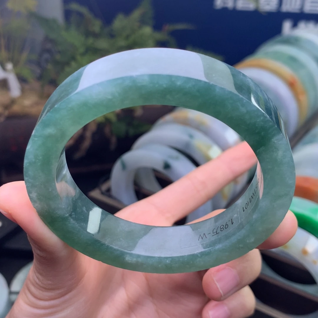 定制翡翠未镶嵌手镯定制不退不换