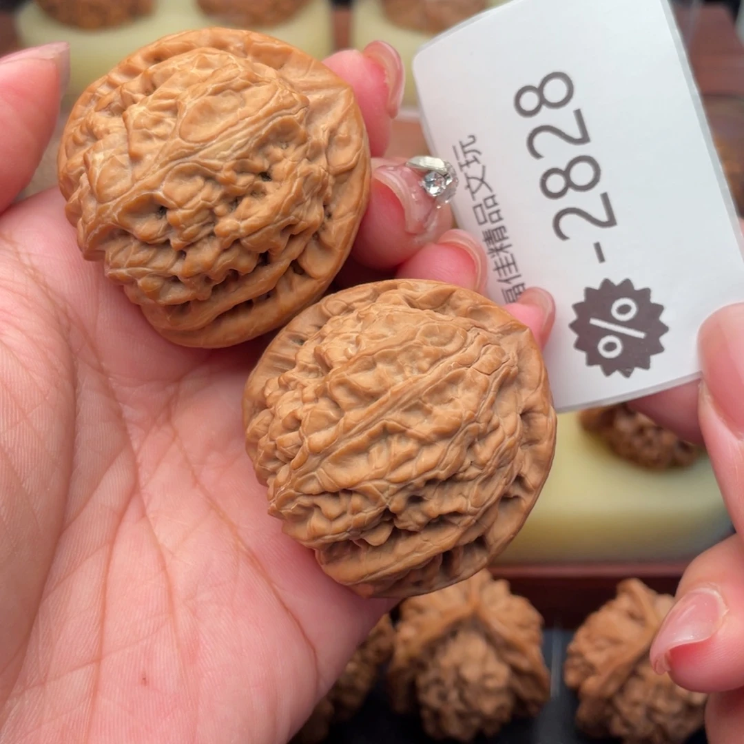 文玩核桃把件44毕业红锦鲤