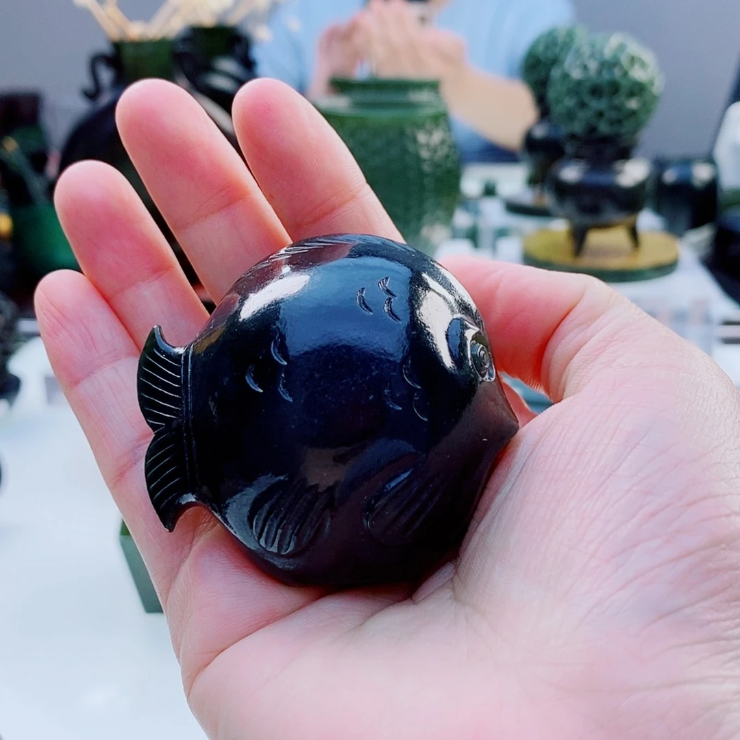 和田玉（青玉）未镶嵌把件天*哥