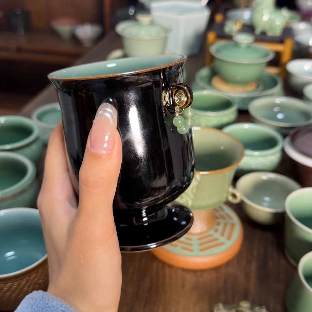 摆件陶龙泉青瓷主人杯