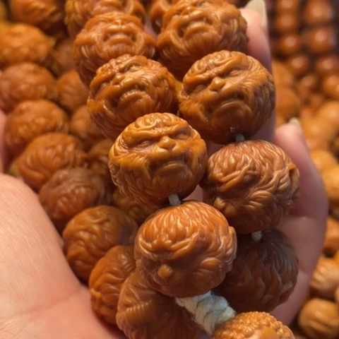 手串猴头核桃人**夢舞台