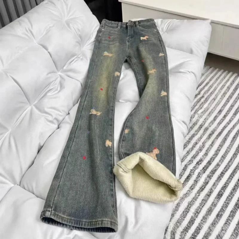 腊肠狗刺绣加绒微喇牛仔裤女秋冬大码胖mm高腰弹力遮胯显瘦喇叭裤