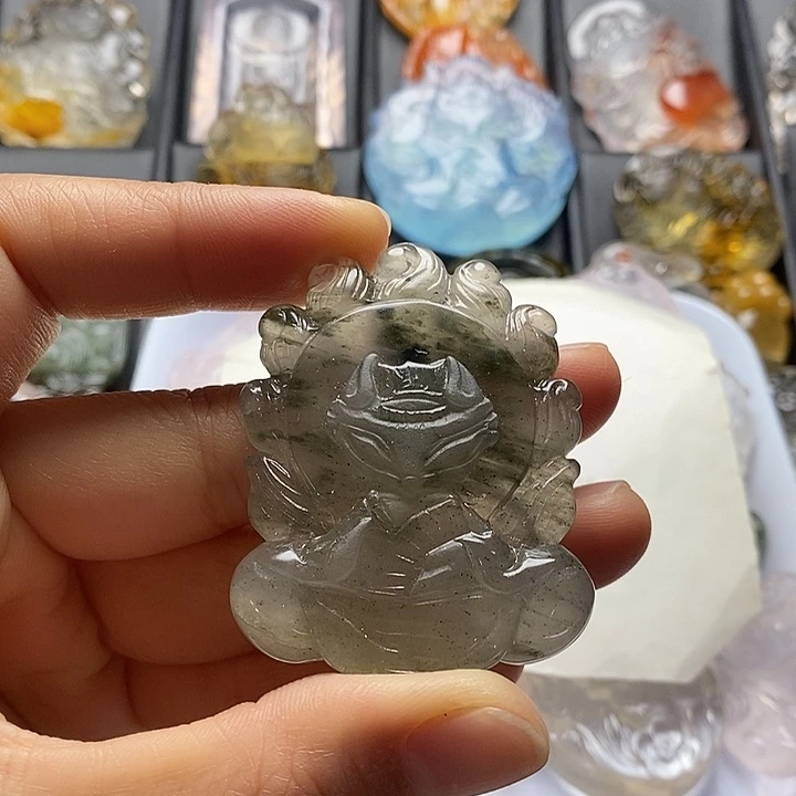 水晶颈饰未镶嵌水晶吊坠