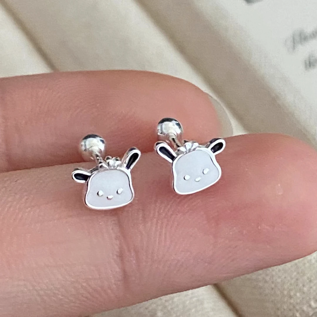 925银耳饰 日系厂时尚百搭可爱童趣黑白滴釉小狗螺丝银耳饰