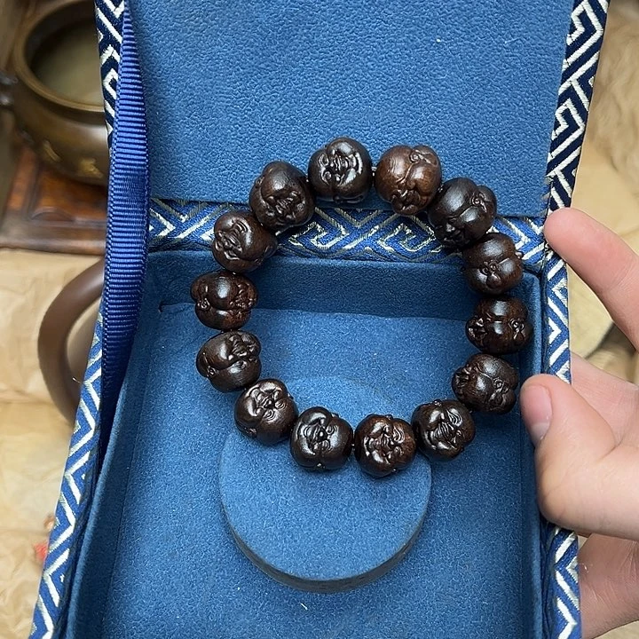 大叶紫檀（黑酸枝木类）