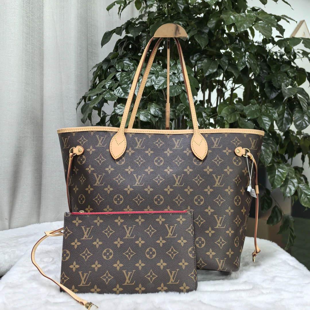 95新 LV neverfull中号新款内里 13604159