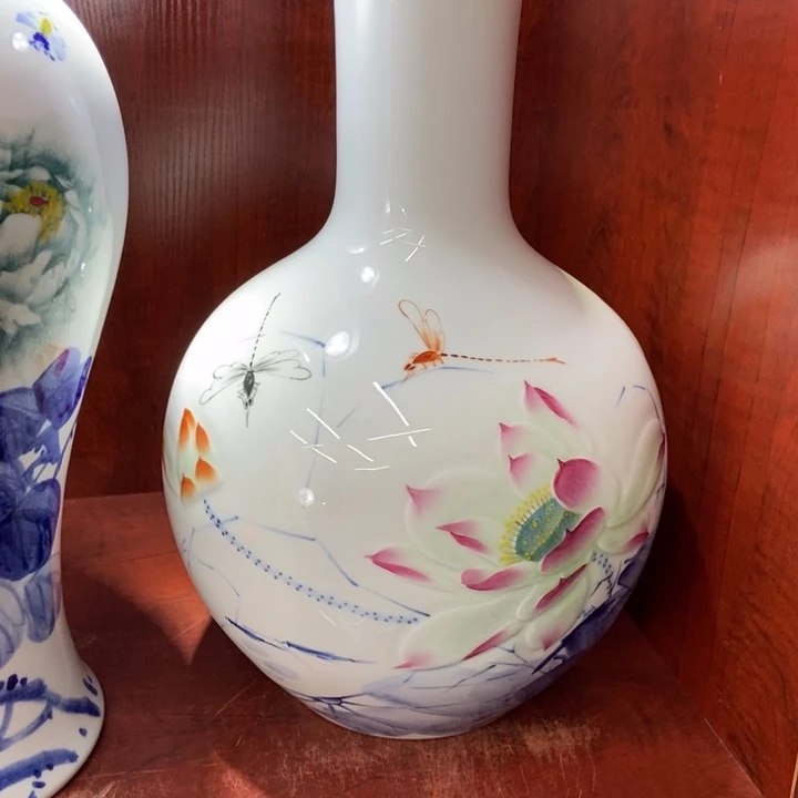 景德镇陶瓷艺术品悟*