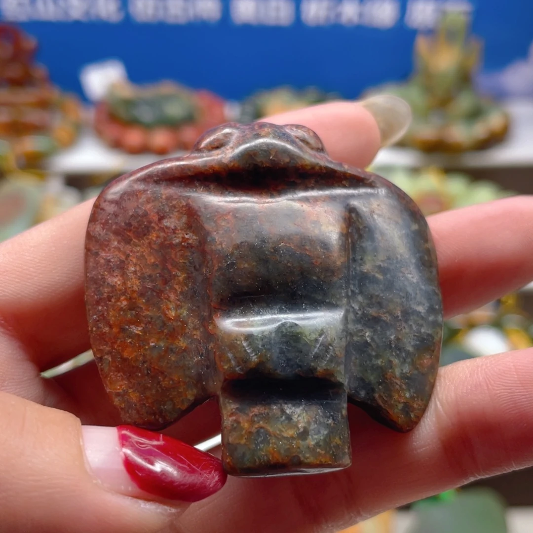透闪石质玉未镶嵌把件