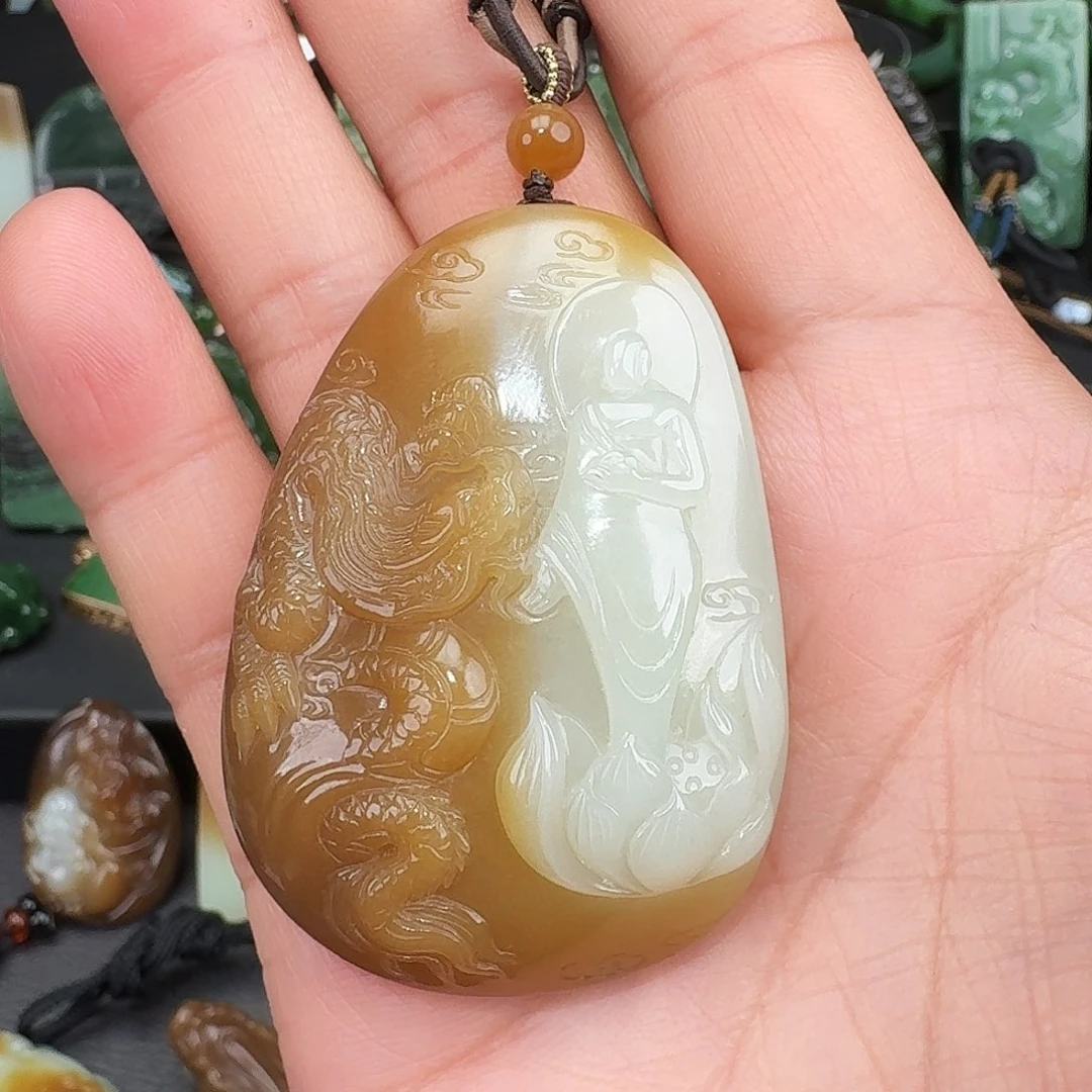 和田玉未镶嵌颈饰