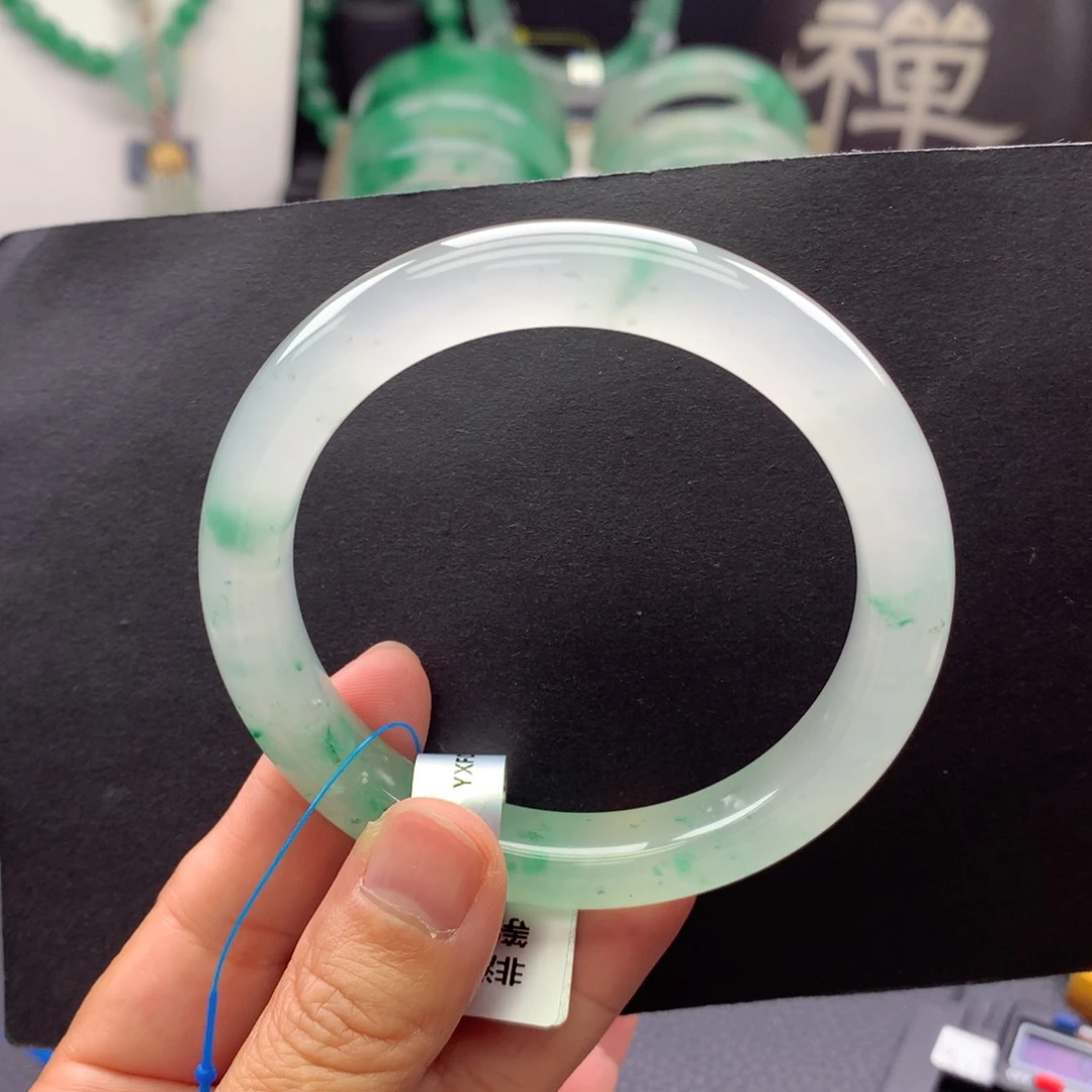 【闪购商品】未镶嵌手镯石英质玉黏*米