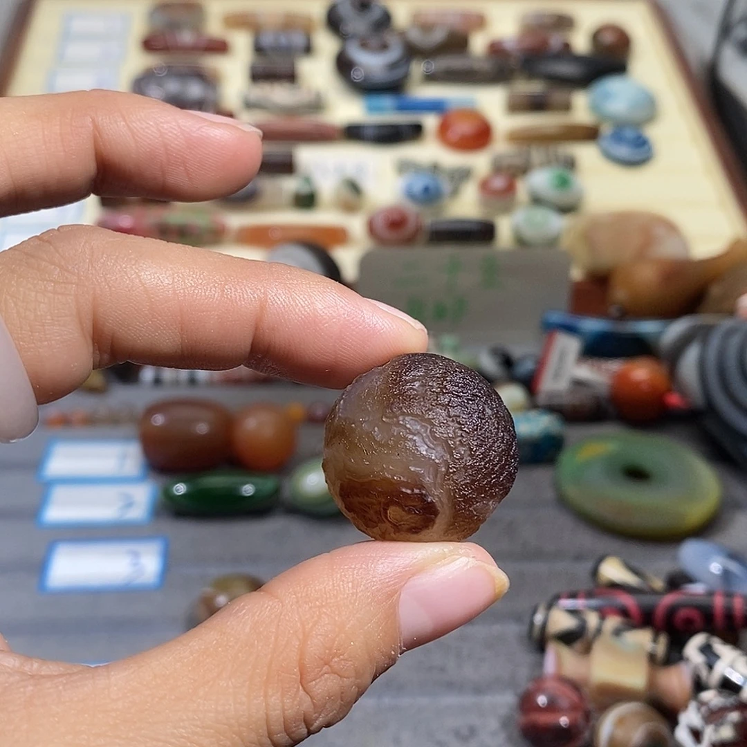 用***7玛瑙/玉髓合金颈饰