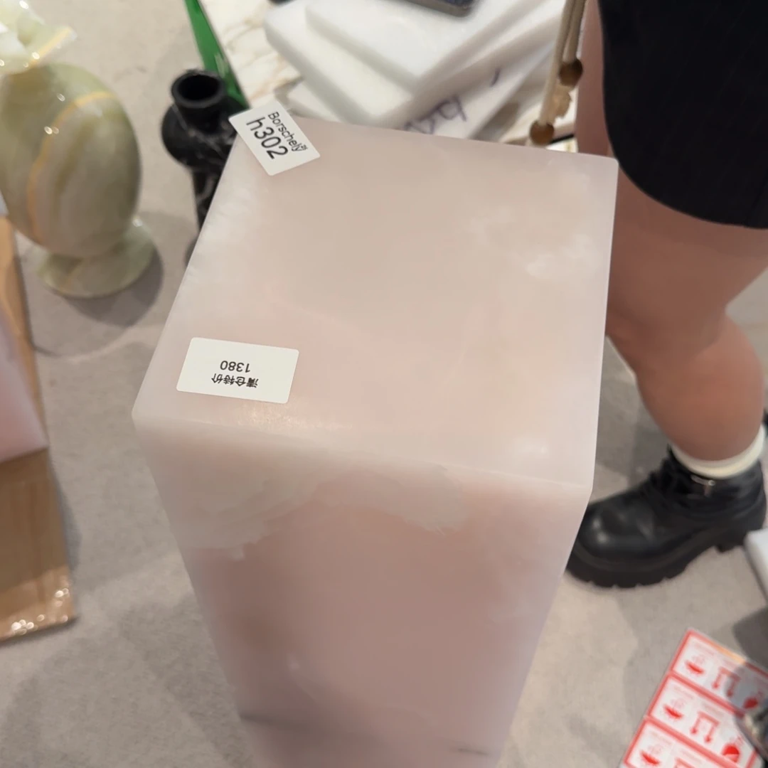 大理石h302。  磕。