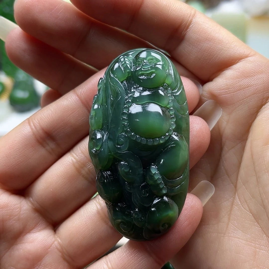 和田玉吊坠未镶嵌摩***默