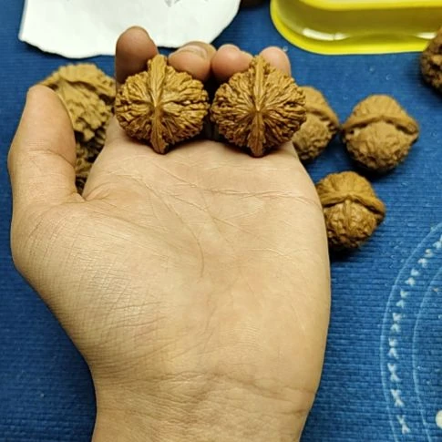 文玩核桃吊坠A****王四座楼35