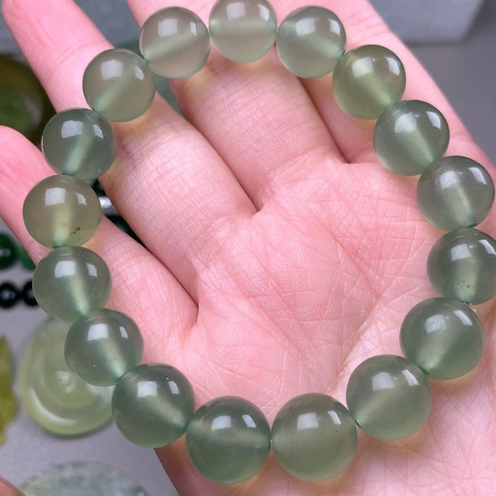 蛇纹石玉未镶嵌颈饰岫玉