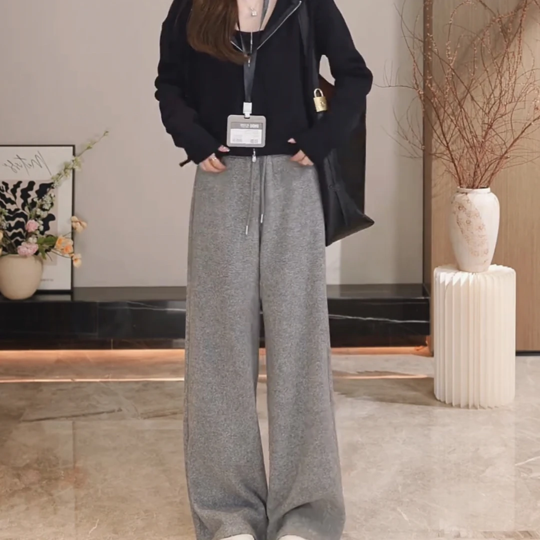 秋季时尚气质连帽针织毛衣开衫搭配松紧腰抽绳直筒休闲裤套装