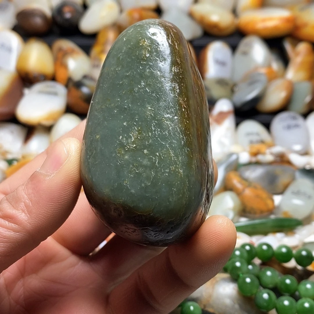 和田玉颈饰未镶嵌手把件原石