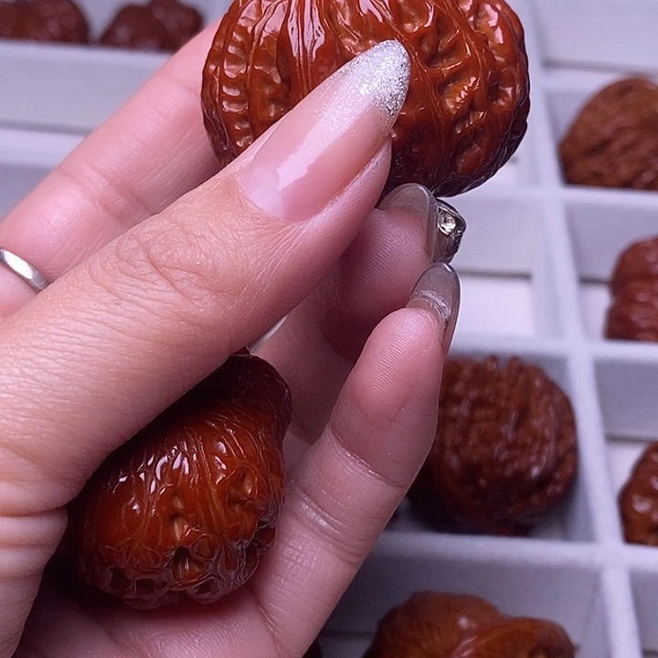 F***文玩核桃吊坠文玩