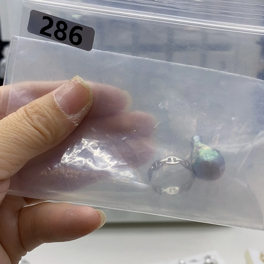 合金耳饰淡水珍珠