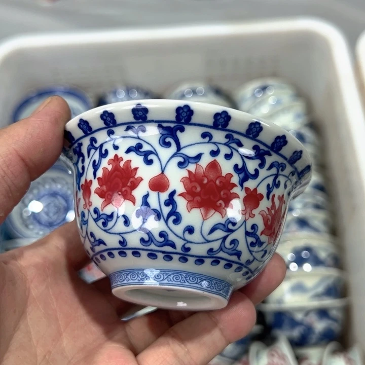瓷片白青花釉里红缠枝莲压手杯全品