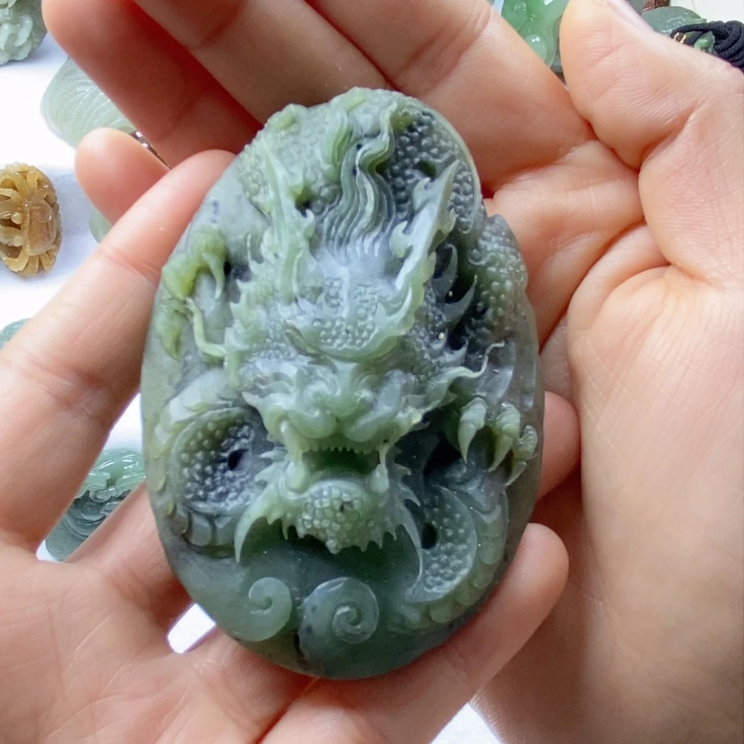 未镶嵌和田玉把件