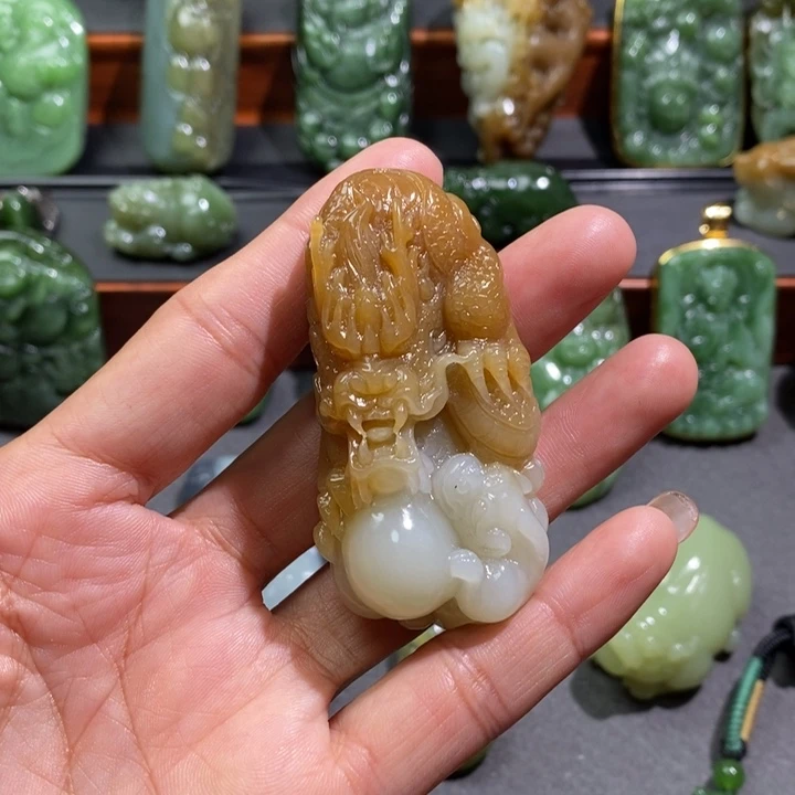 未镶嵌和田玉挂件