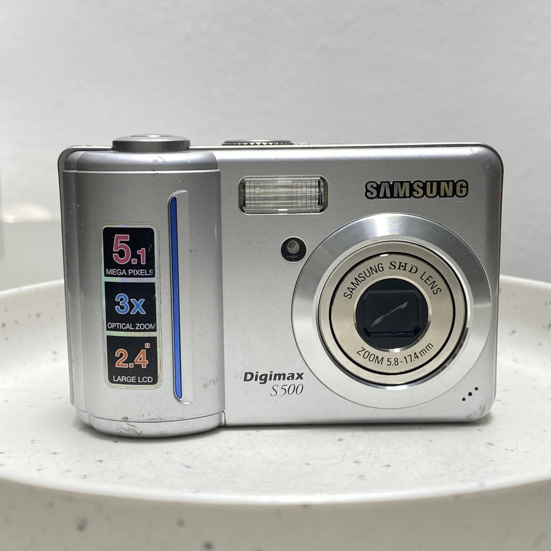 9新 Samsung/三星 三星S500冷白自备2节5号电池500万像素