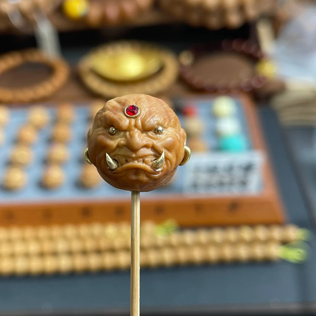 猴头雕刻单籽（15-16尺寸）