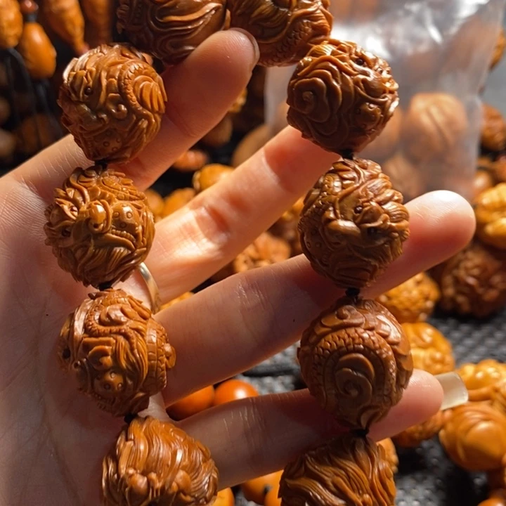吊坠橄榄核海*手工九龙