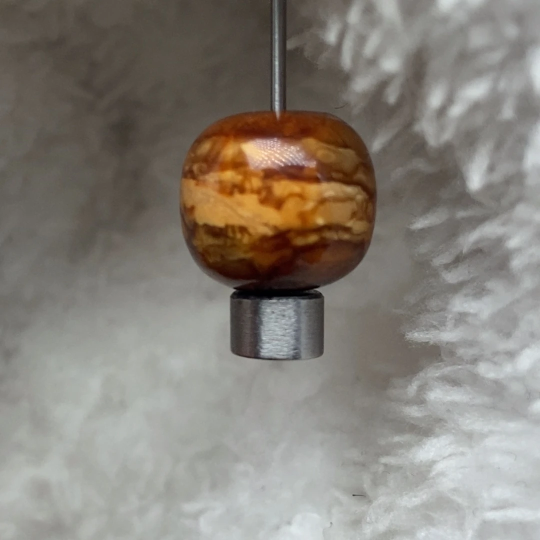 宏***）琥珀未镶嵌裸石12.2mm