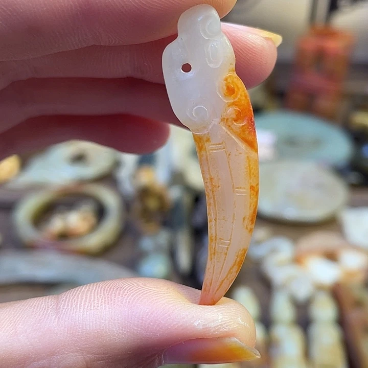 未镶嵌和田玉（糖玉）挂件