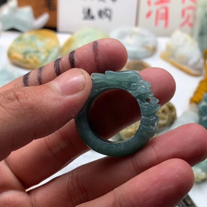 翡翠未镶嵌颈饰保真天然a货翡翠