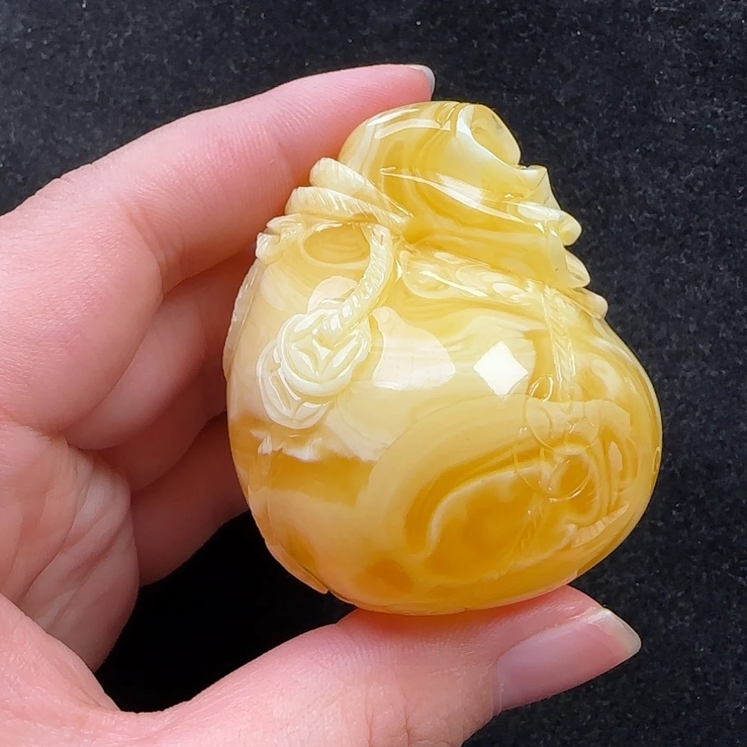 蜜蜡未镶嵌珠宝奇石