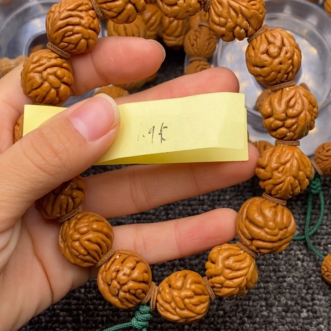 秦岭山脉龙纹桃核 15