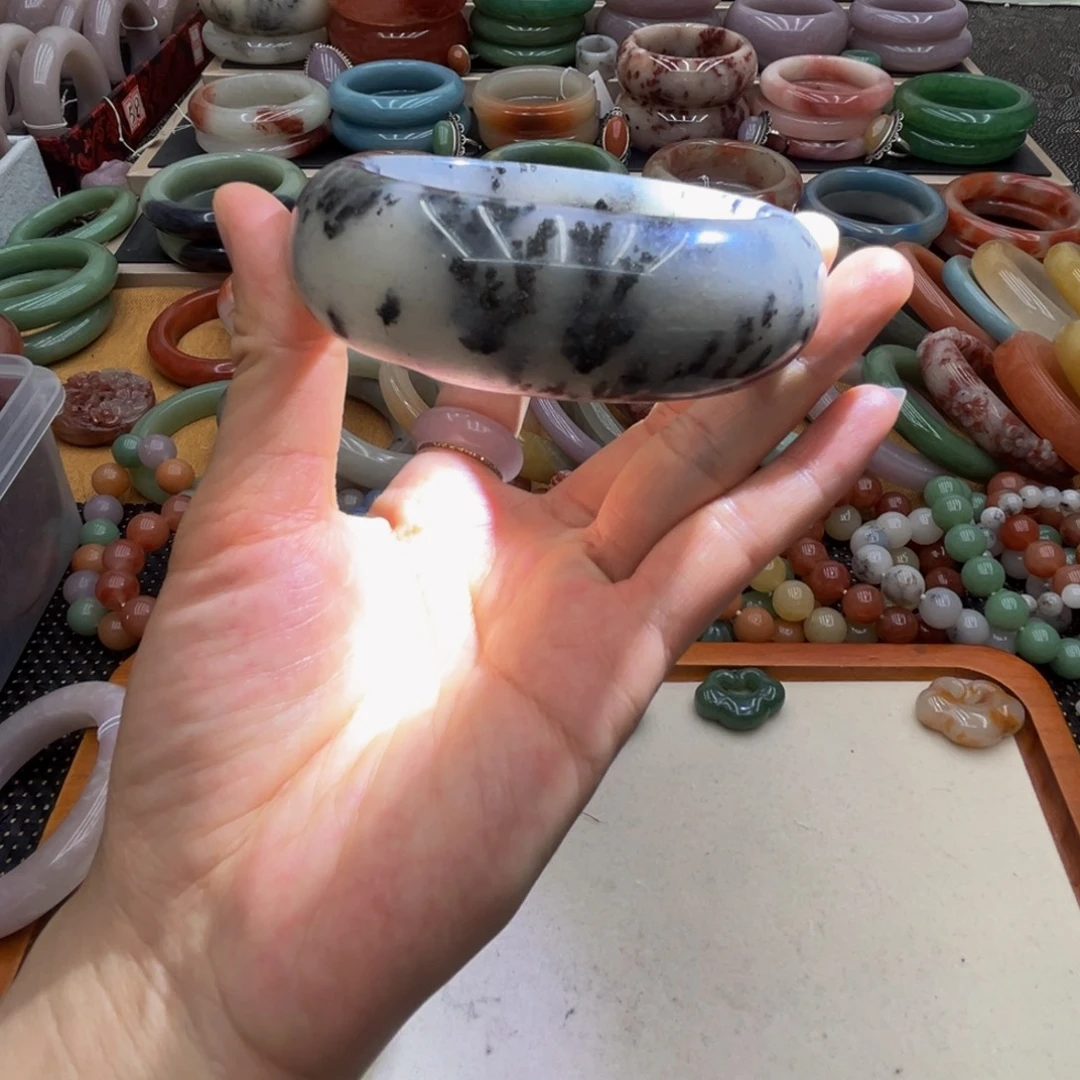 石英质玉未镶嵌圈口60