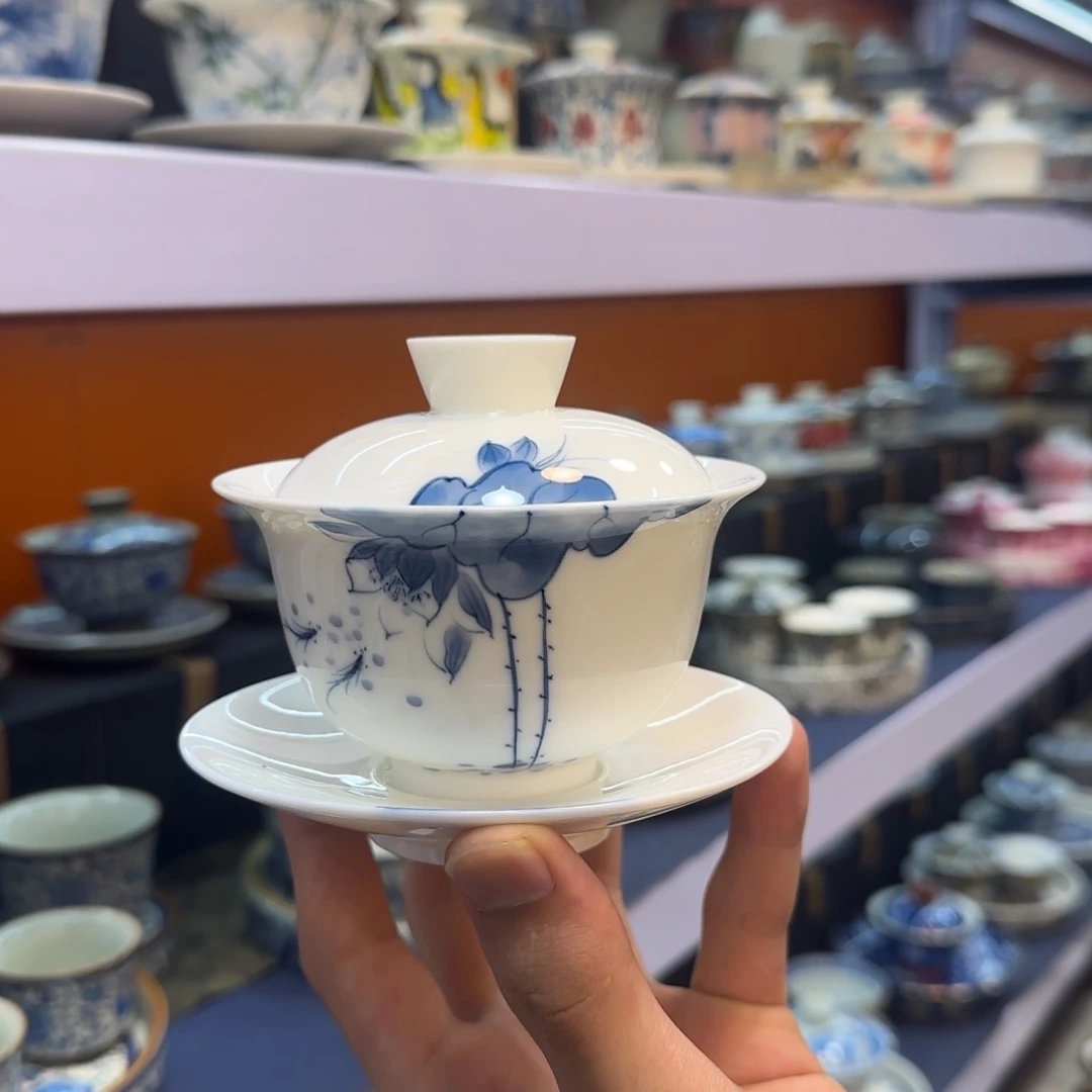 我在外面吃饭呢你在哪了我在