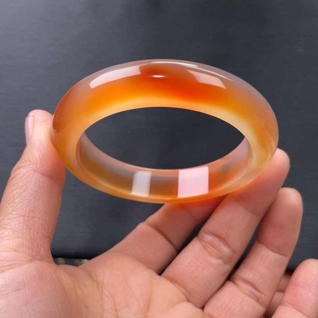 玛瑙/玉髓未镶嵌手镯56圈