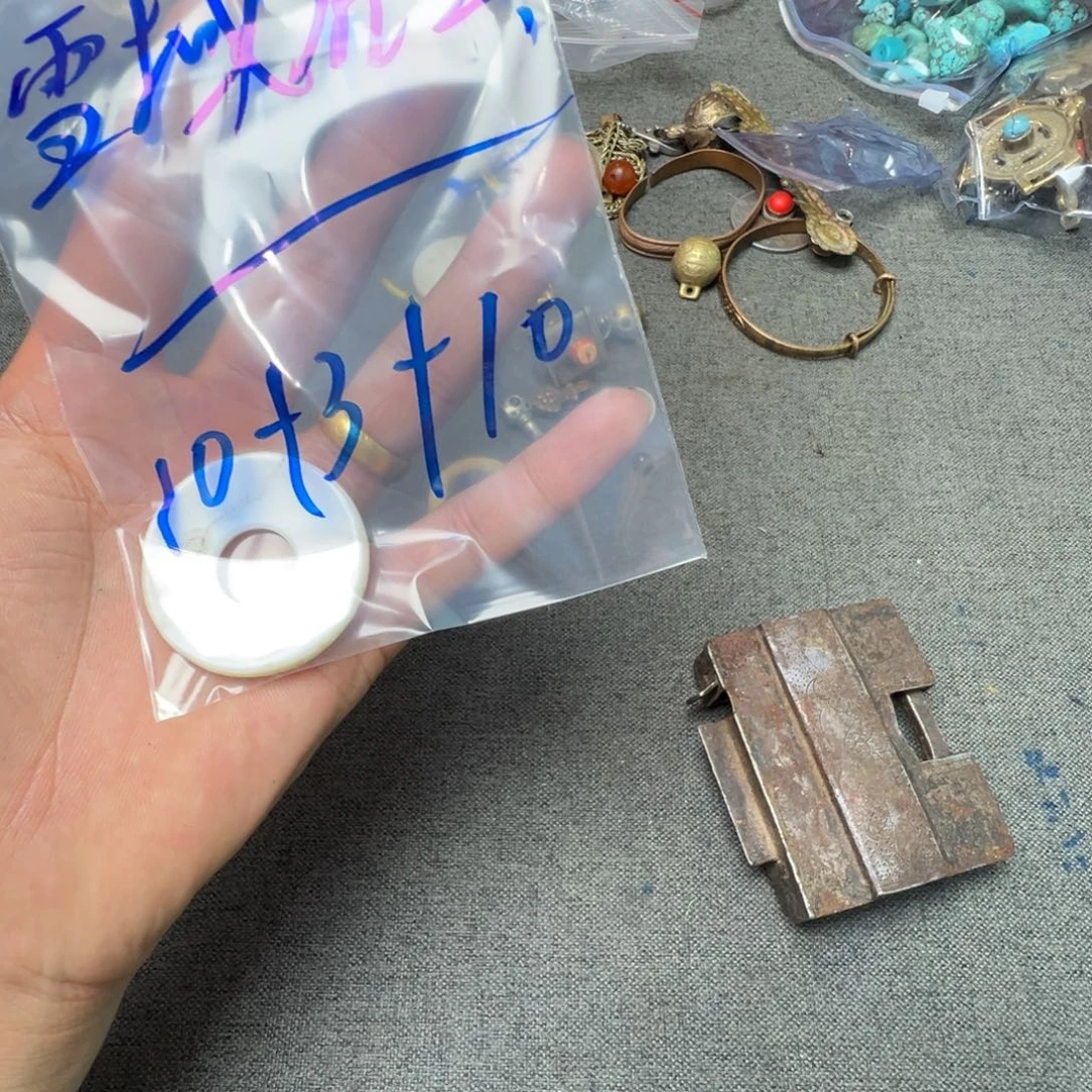 雪***王鹿骨手串/手链珠子珠子是由在人体表面产生