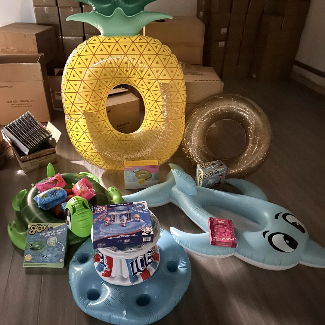 夏日假期玩水必备！超多款充气特大号水上玩具小孩大人泳圈浮床