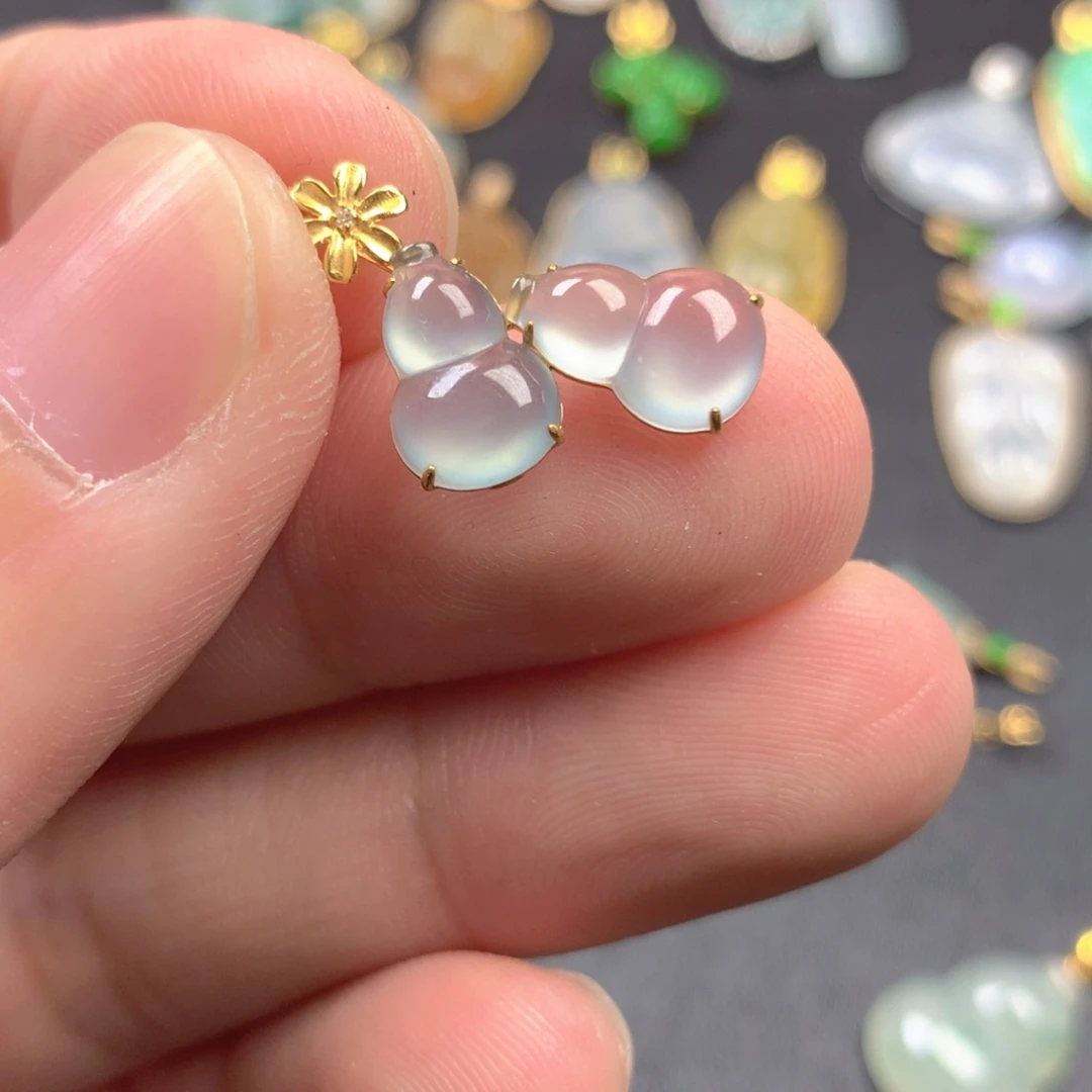 【闪购商品】颈饰18K金镶嵌翡翠翡翠