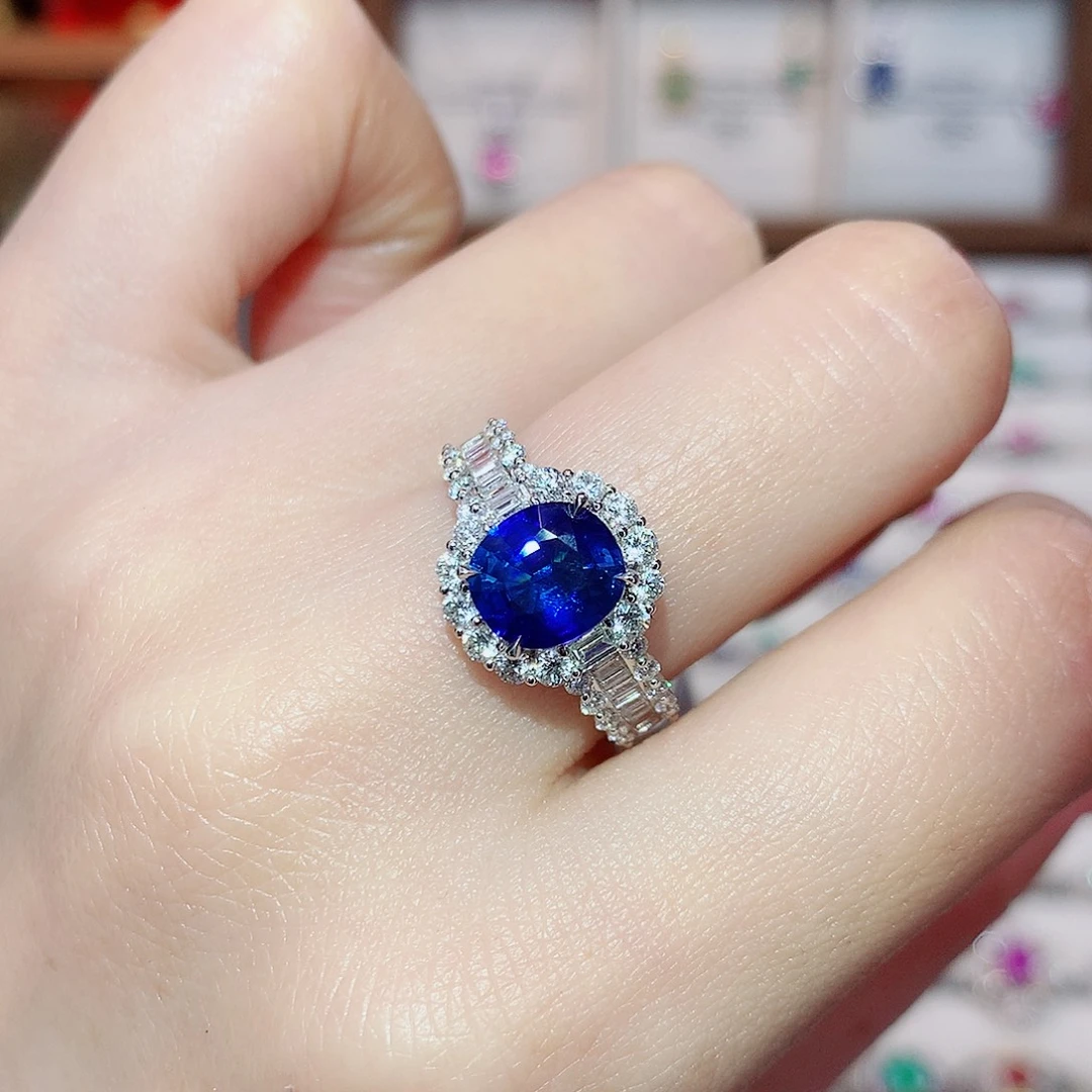 戒指蓝宝石18K金镶嵌2.03ct/天然宝石/七天无理由