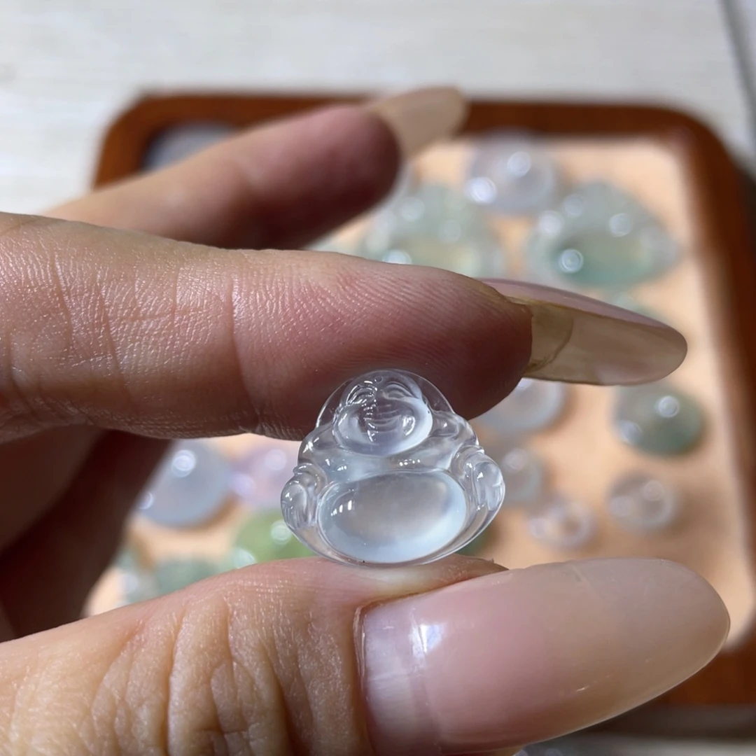 未镶嵌定制翡翠佛公