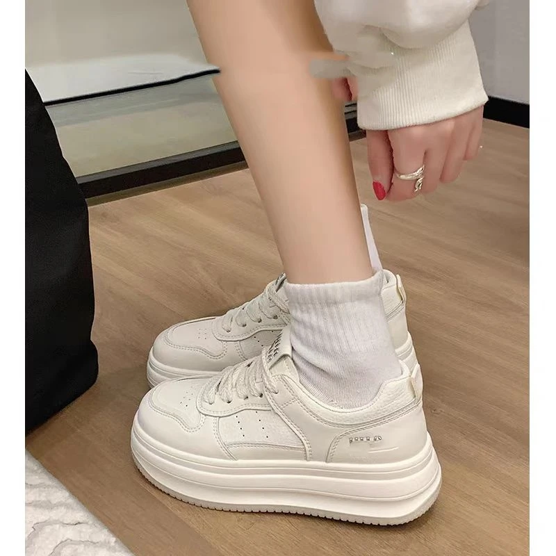 （柚子同款）春款休闲透气字母ins小白鞋5301