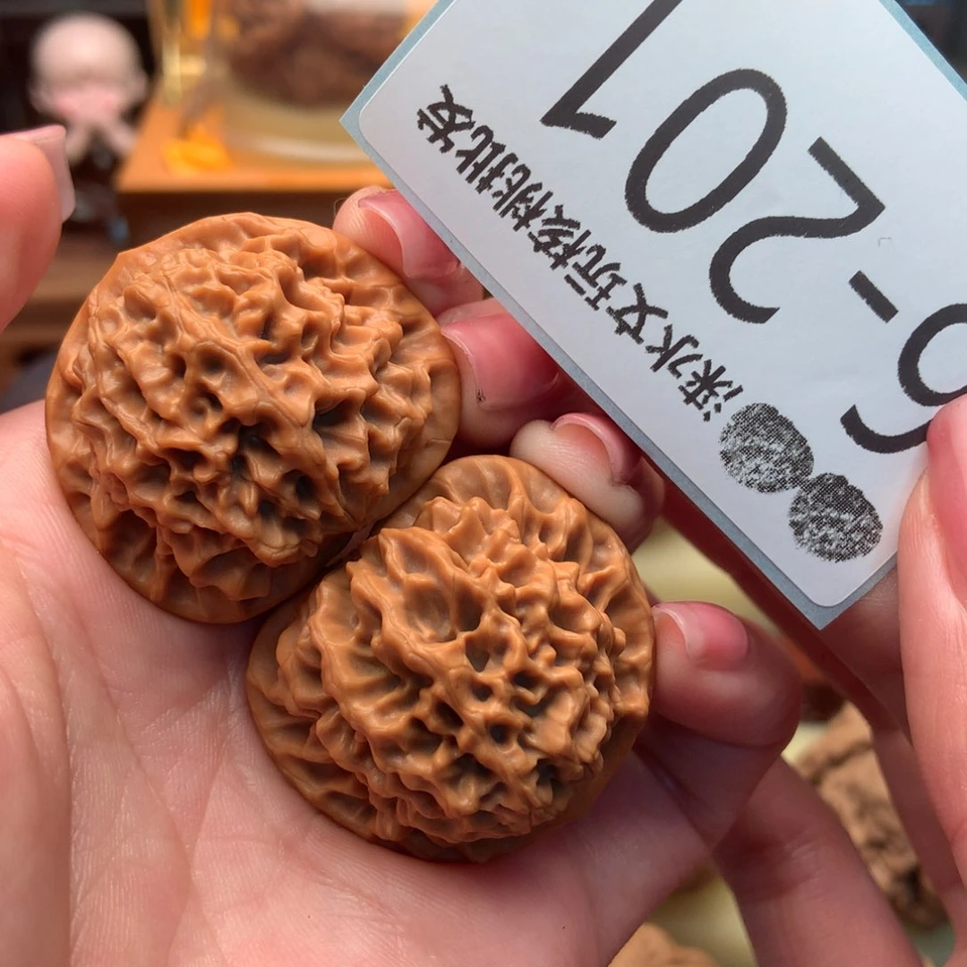 文玩核桃把件36秦闷